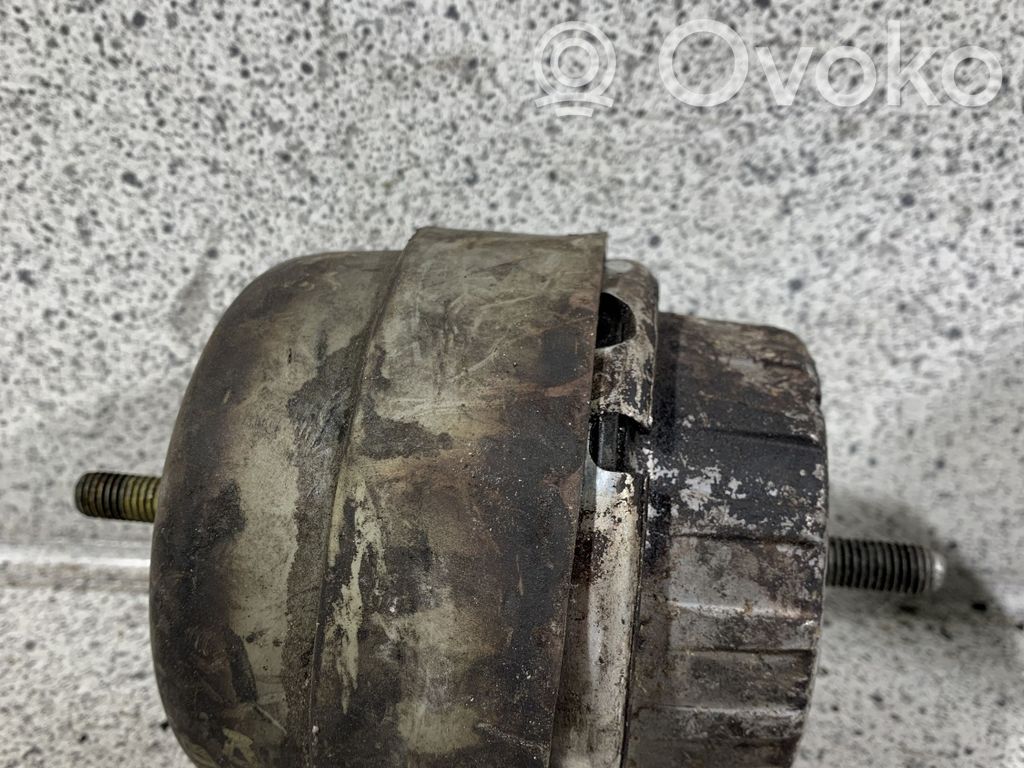Engine mount bracket   4F0199382AD
