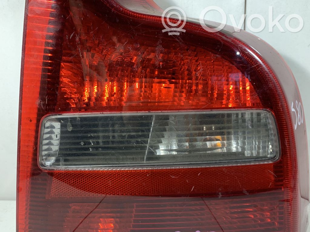 Rear/tail lights   8643510