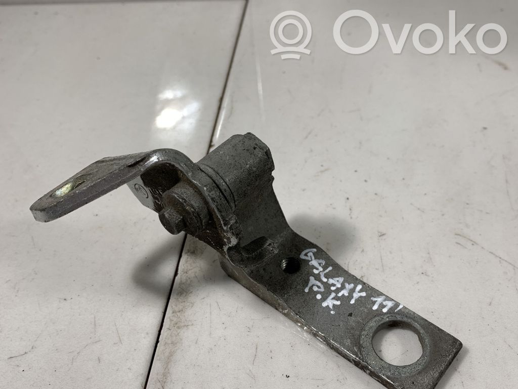 Front door upper hinge   6M21U22811AC