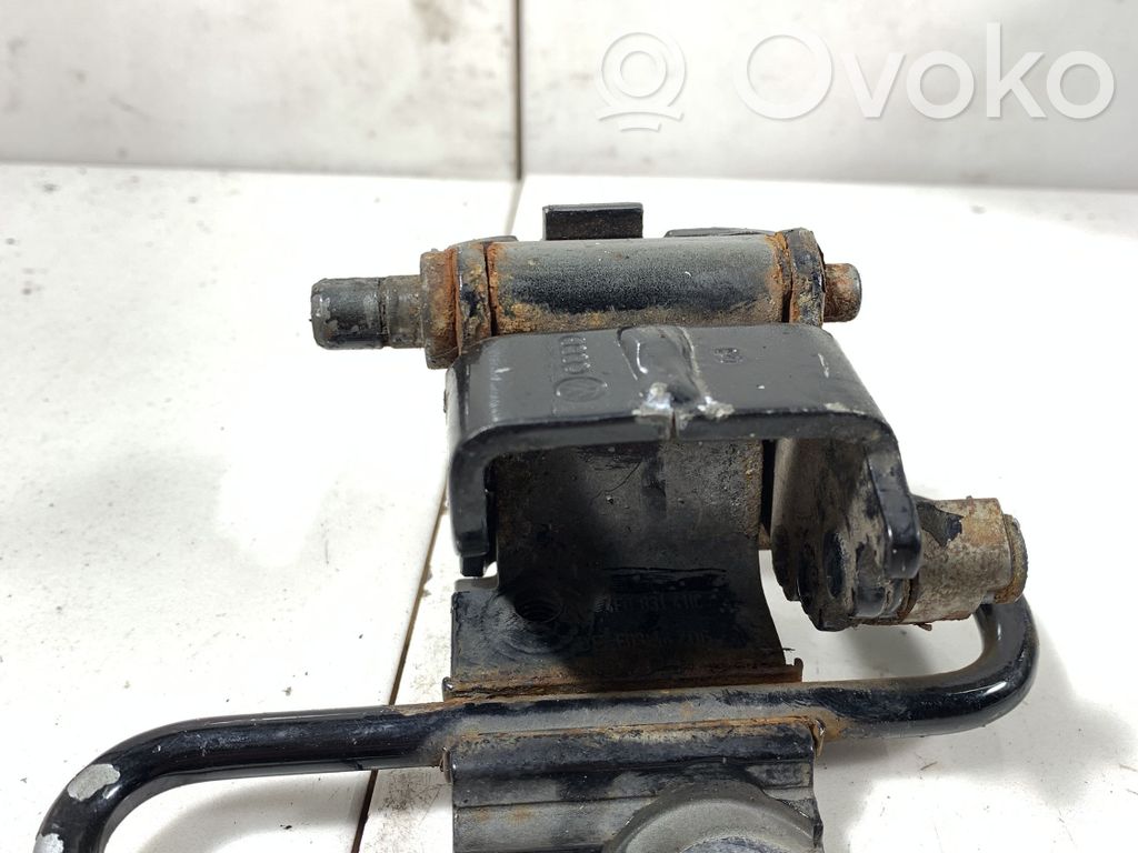 Audi A8 S8 D3 4E Etuoven alasarana 