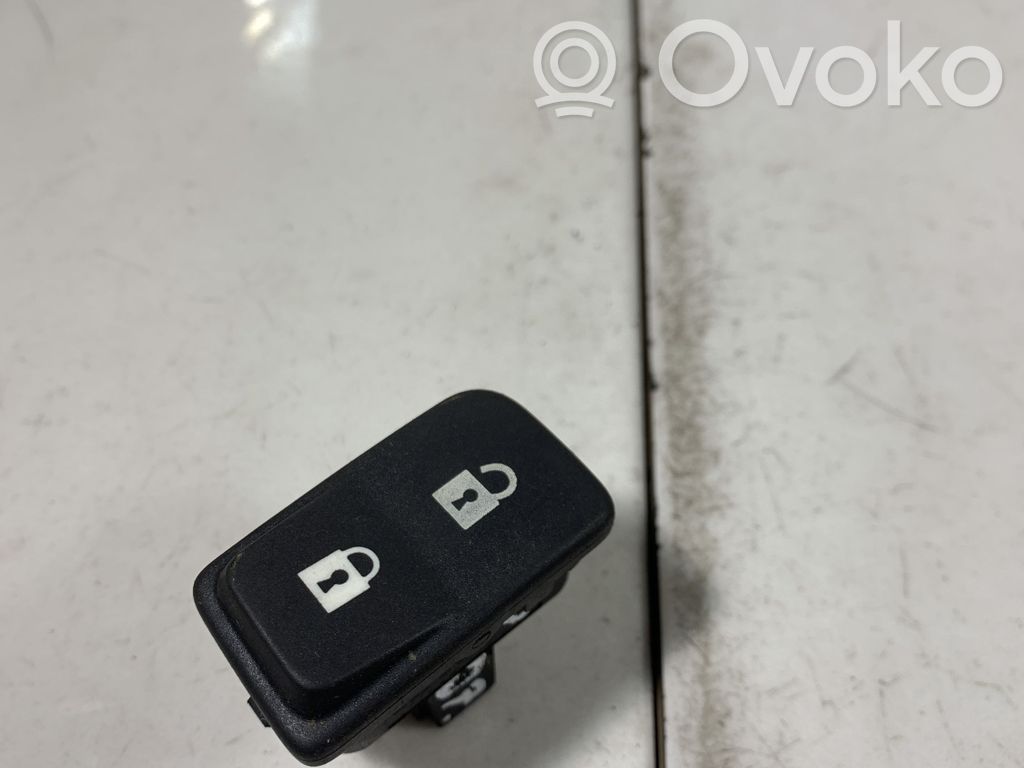Volvo V50 Central locking switch button 