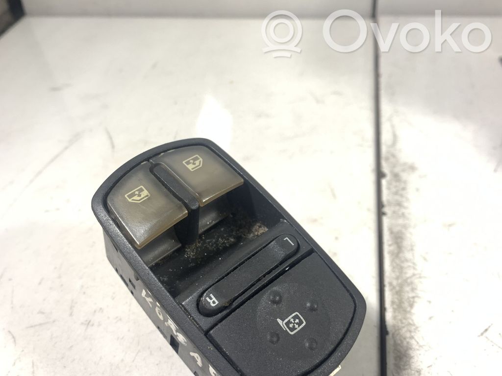 Electric window control switch   13258522AD