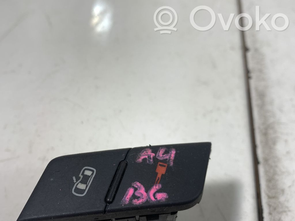 Central locking switch button   8E2962108