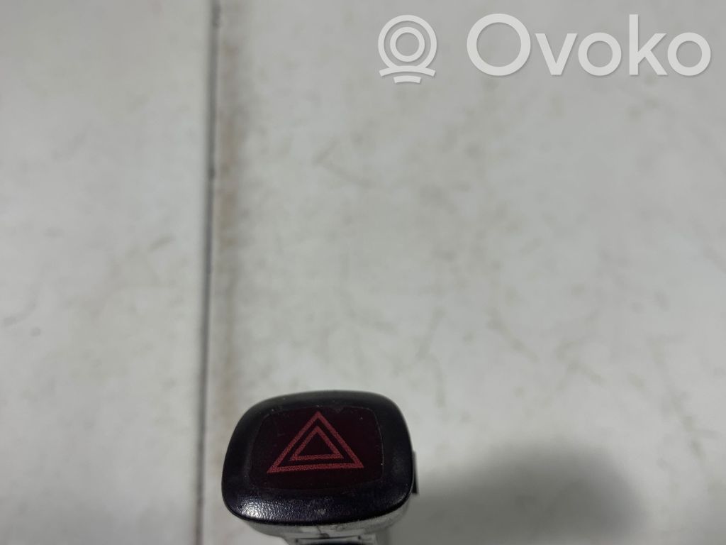 Volvo XC90 Hazard light switch 