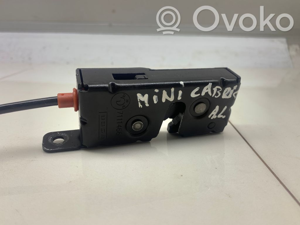 Tailgate lock latch   7111466
