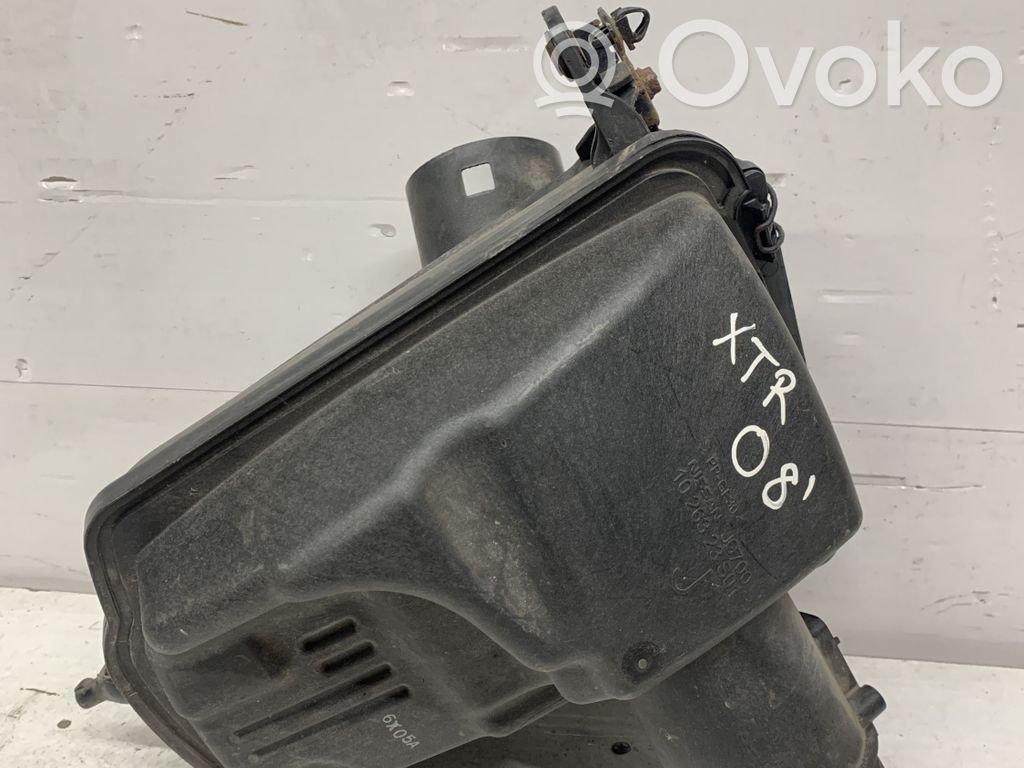 Nissan X-Trail T31 Air filter box 