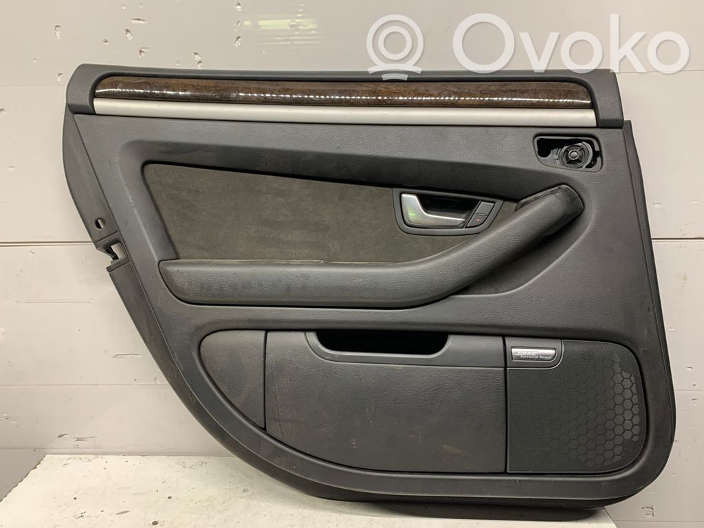 Audi A8 S8 D2 4D Takaoven verhoilu 