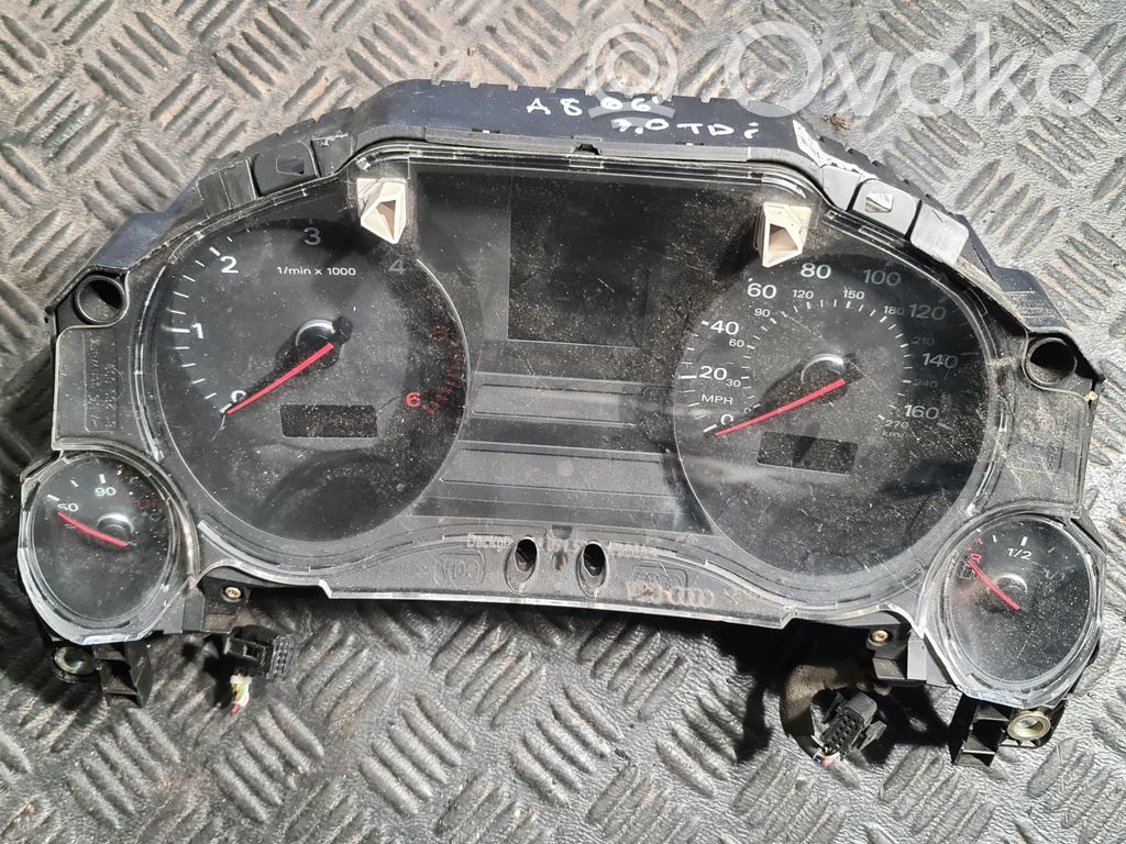 Audi A8 S8 D3 4E Speedometer (instrument cluster) 