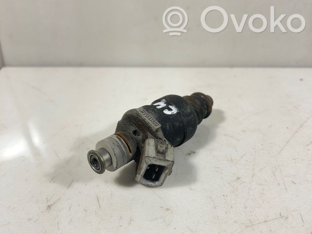 Audi A6 S6 C4 4A Inyector de combustible 