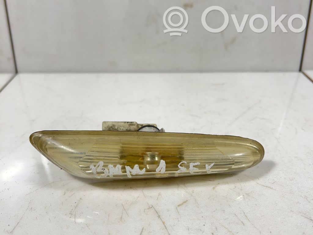 BMW 1 E81 E87 Front fender indicator light 