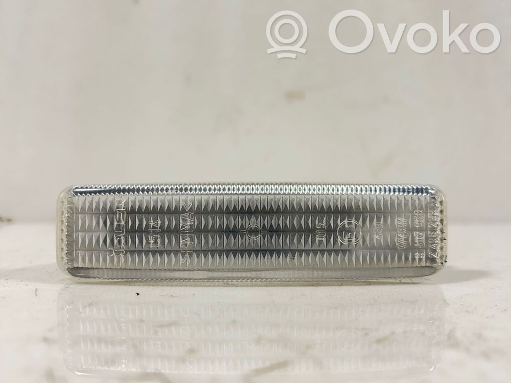BMW 5 E39 Front fender indicator light 