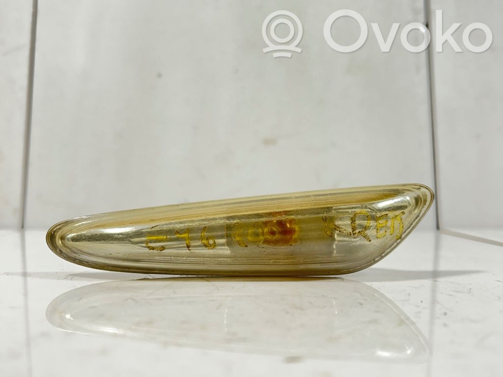 BMW 3 E46 Front fender indicator light 