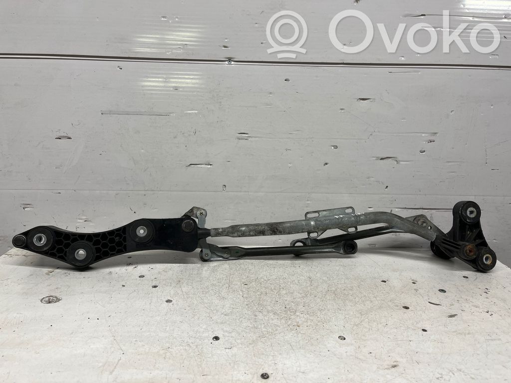 BMW 5 E60 E61 Front wiper linkage and motor 