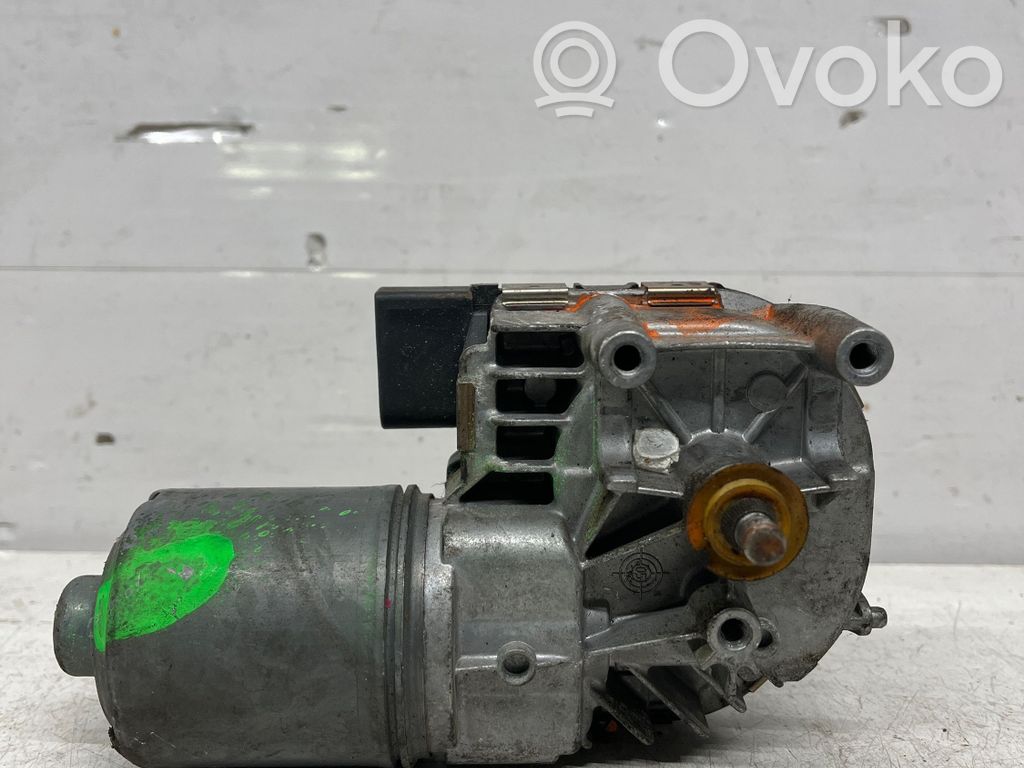 Audi A6 S6 C6 4F Silniczek wycieraczki szyby tylnej 