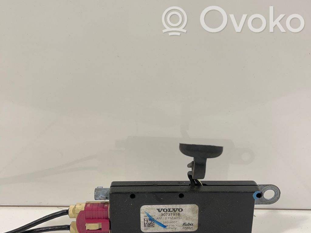 Volvo V50 Aerial antenna amplifier 