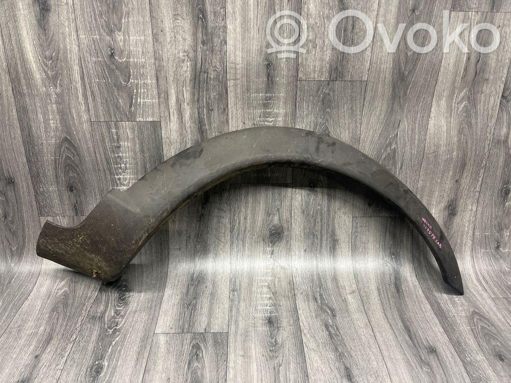 Volvo XC70 Front arch trim 