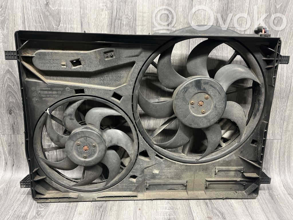 Volvo V70 Elektrisks radiatoru ventilators 