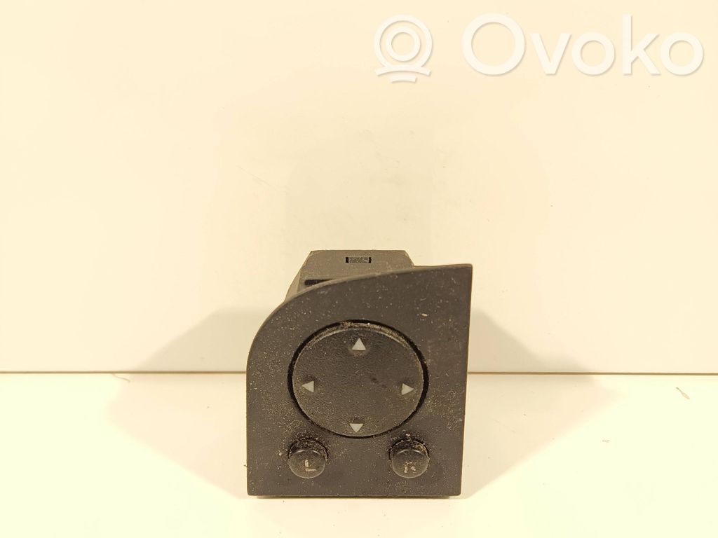 Audi 100 S4 C4 Interruptor del espejo lateral 