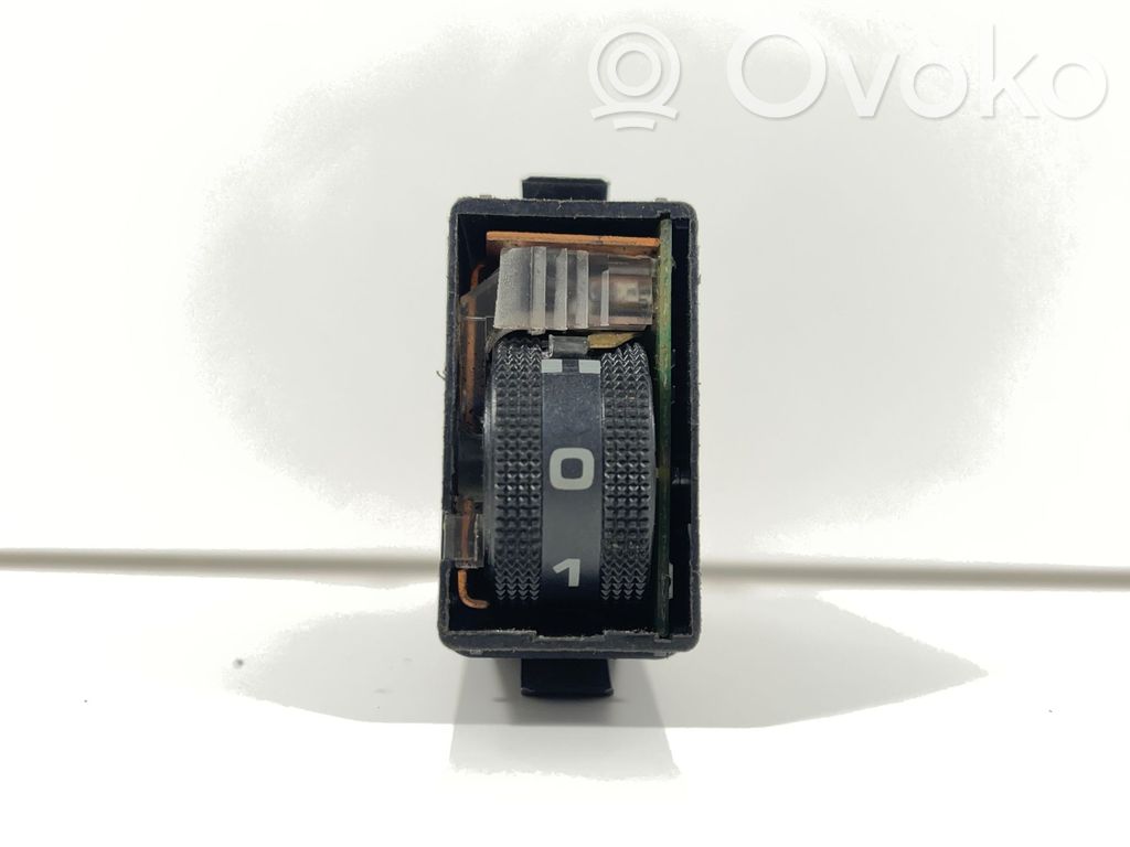 Audi A8 S8 D2 4D Seat heating switch 
