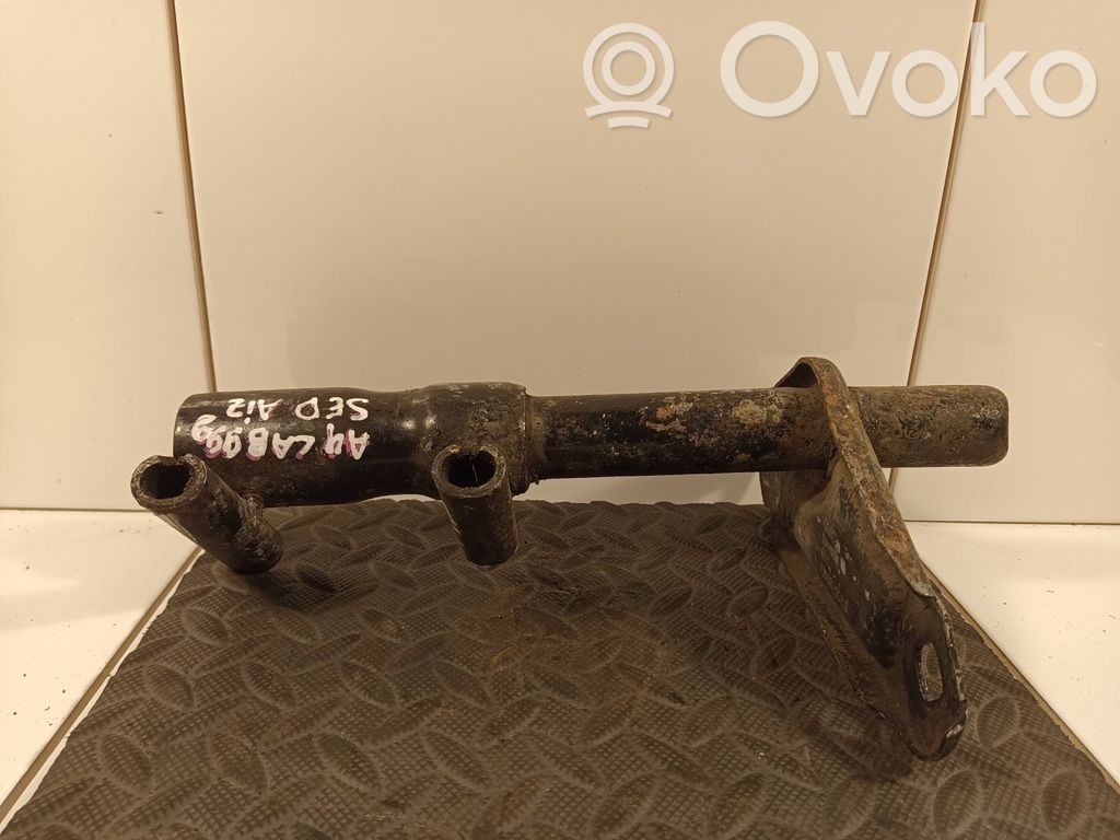 Audi A4 S4 B5 8D Smorzatore/ammortizzatore d’urto per paraurti posteriore 