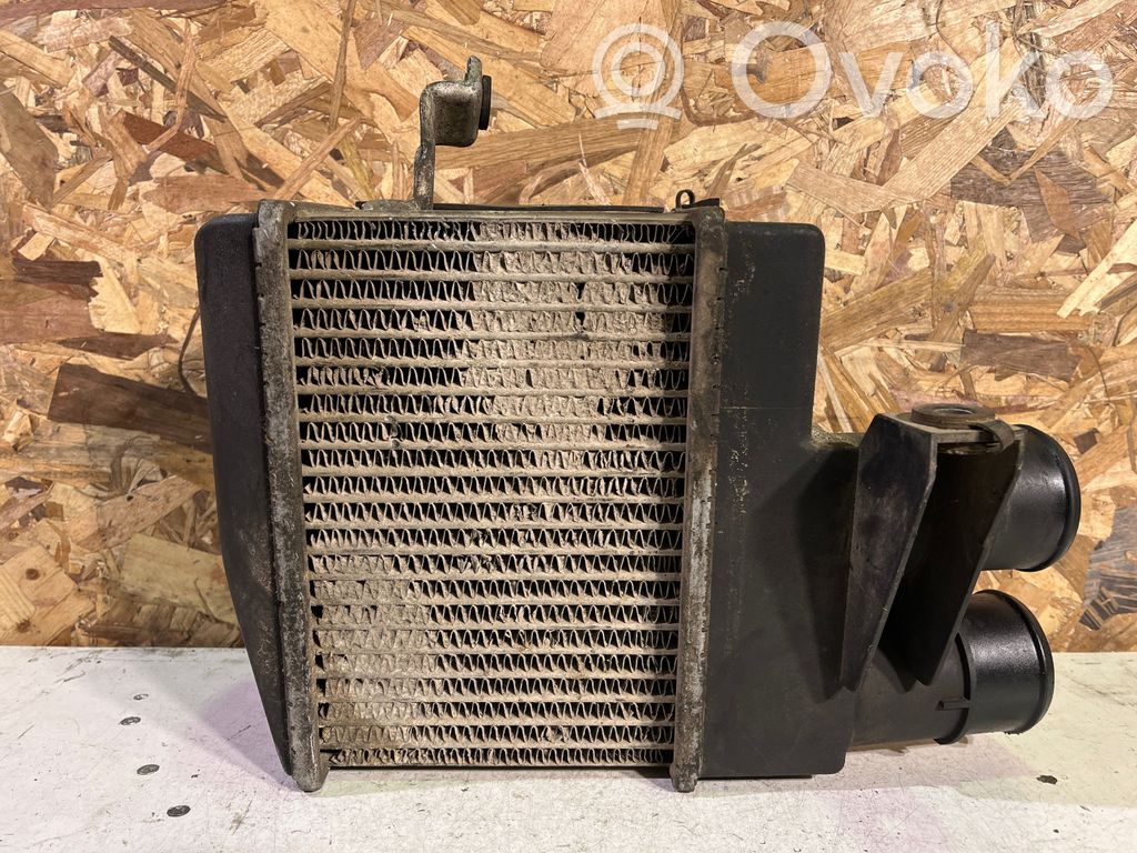 Mitsubishi Carisma Oro nukreipėjas/ kanalas interkūlerio radiatoriaus 