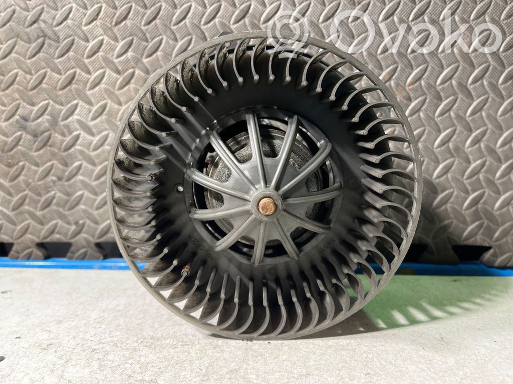 BMW 7 E65 E66 Mazā radiatora ventilators 