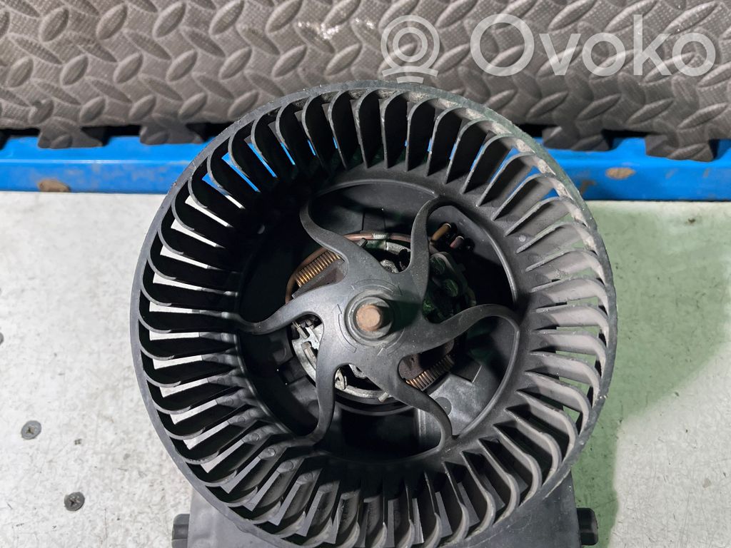 Audi A3 S3 8L Heizungslüfter 