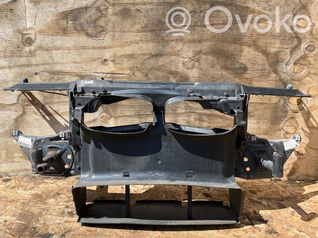 BMW 3 E46 Radiatorių panelė 