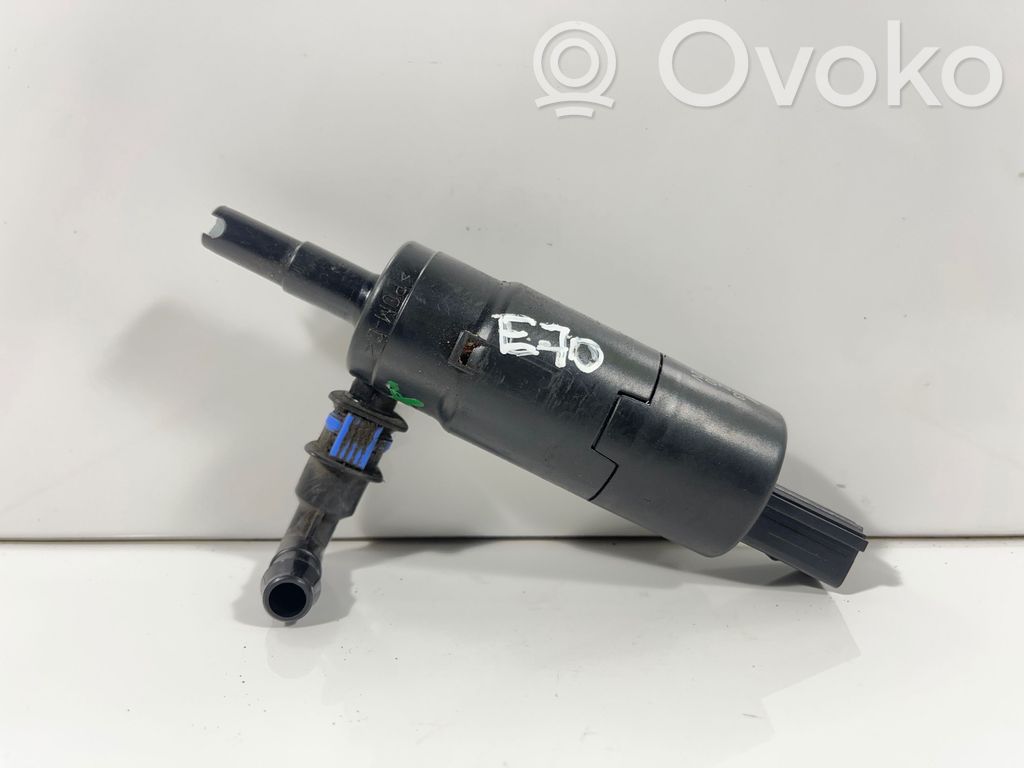 BMW X5 E70 Windscreen/windshield washer pump 