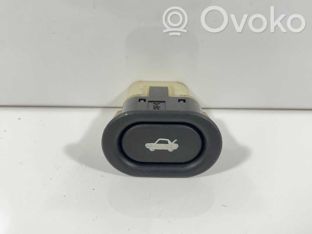 Saab 9-5 Tailgate opening switch 
