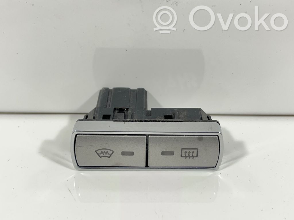 Ford S-MAX Windscreen/window heater switch 
