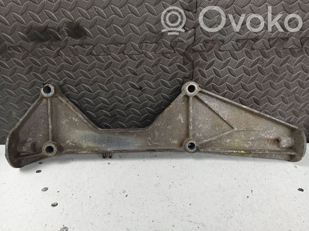 Audi A3 S3 8L Support de différentiel arrière 