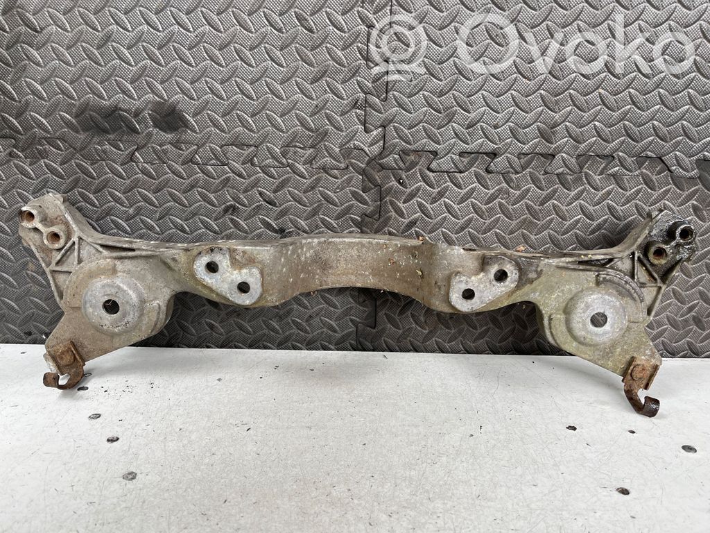 BMW X3 E83 Rear differential/diff mount bracket 