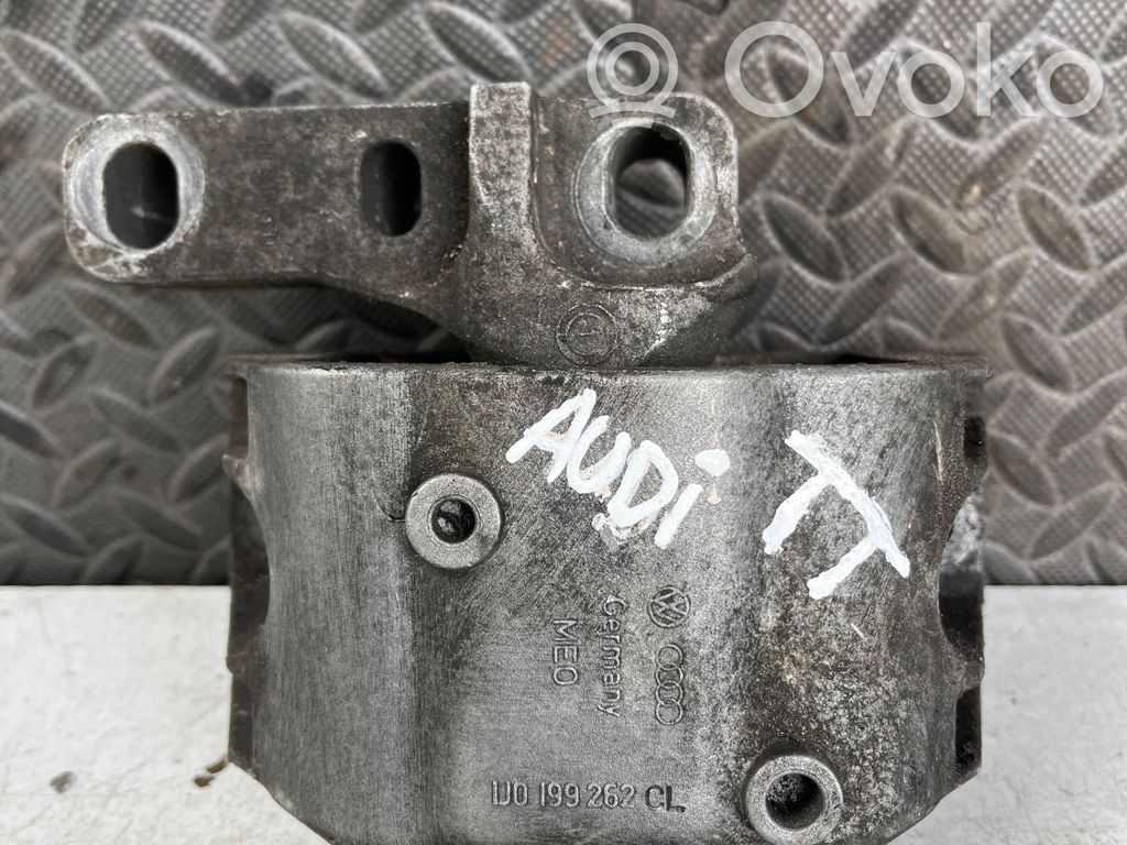 Audi TT Mk1 Engine mount bracket 