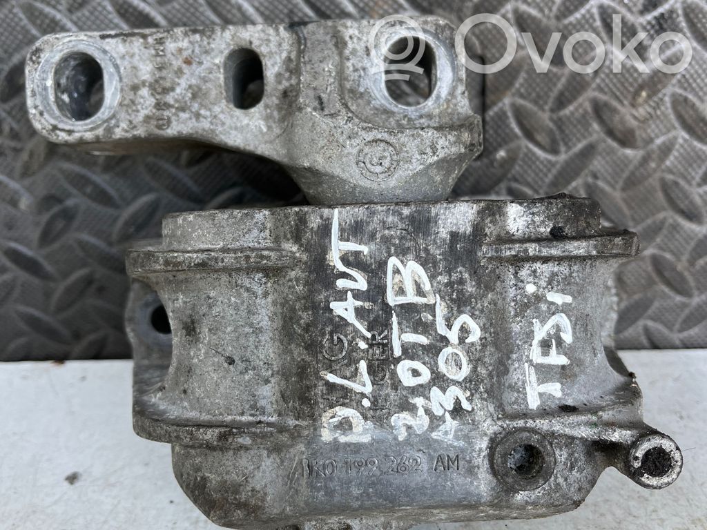 Engine mount bracket   1K0199262AM,1K0199262AB,1K0199262M
