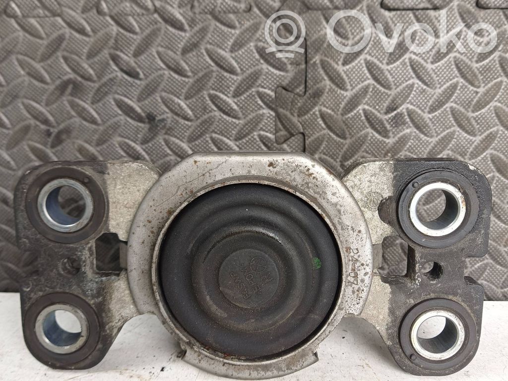 Volvo V70 Gearbox mount 