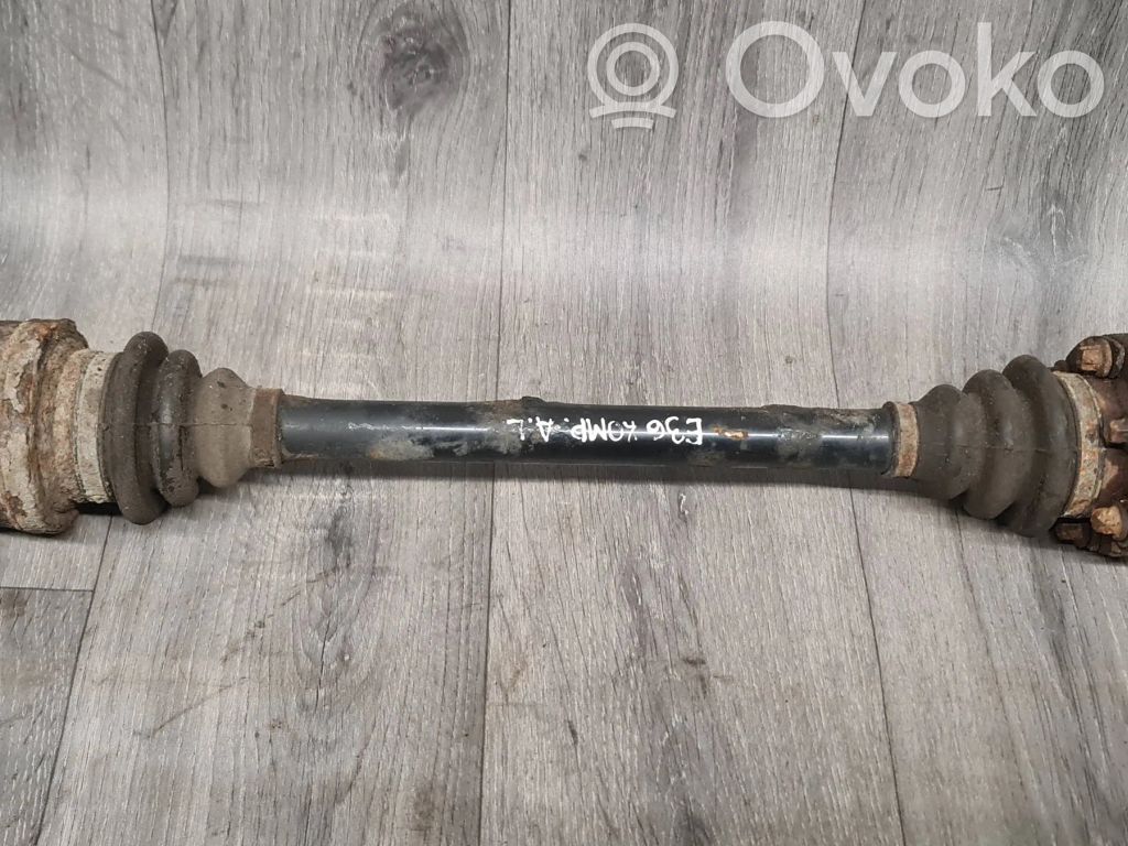 Rear driveshaft