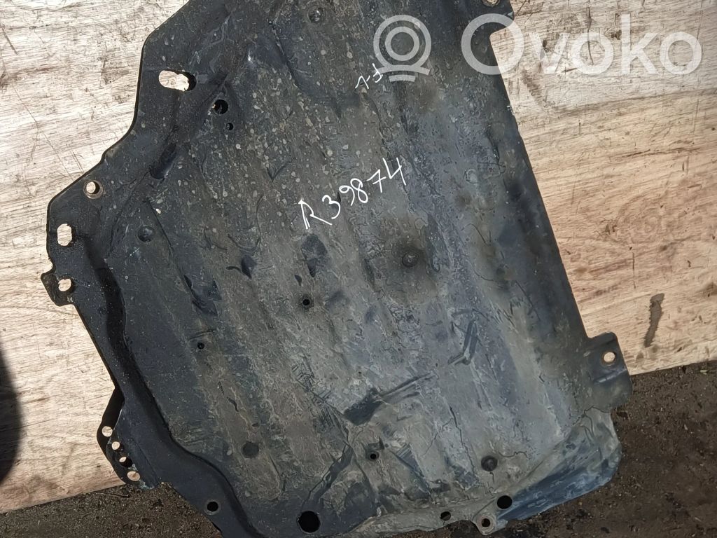 Land Rover Freelander 2 - LR2 Variklio dugno apsauga 