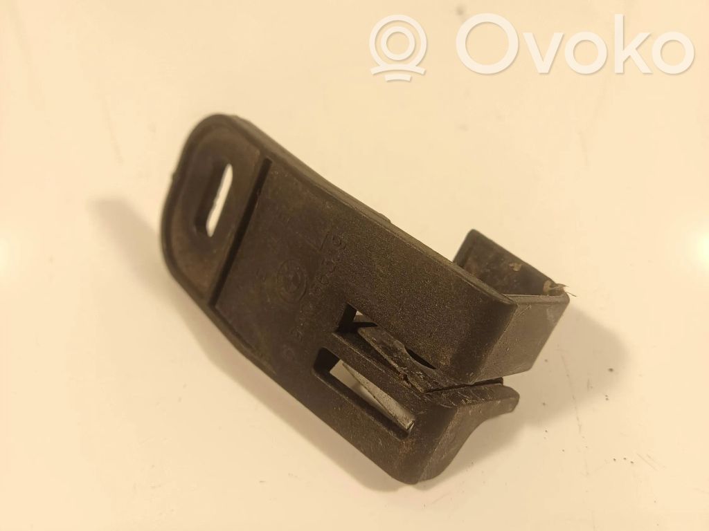 Headlight/headlamp mounting bracket   69406639