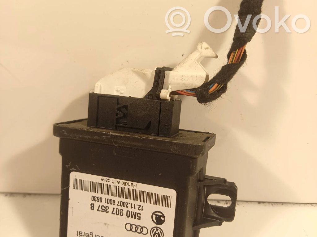 Volkswagen Tiguan Day light relay 