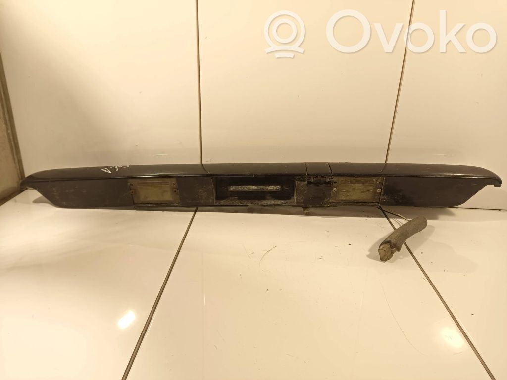 Volvo V70 Trunk door license plate light bar 