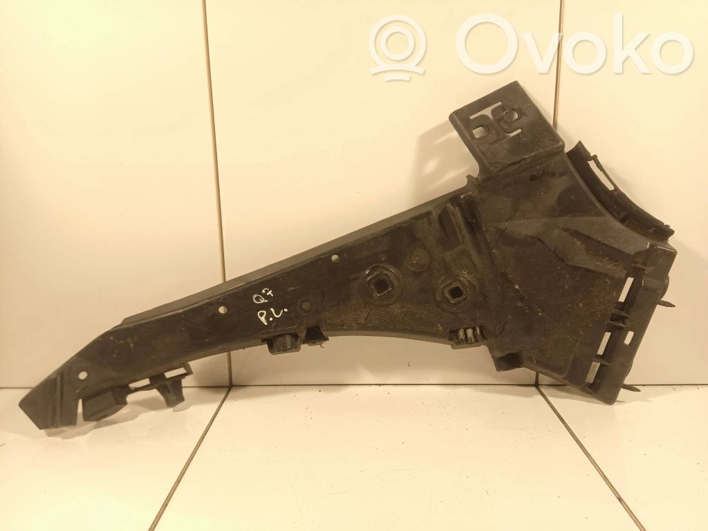Audi Q7 4L Front bumper mounting bracket 