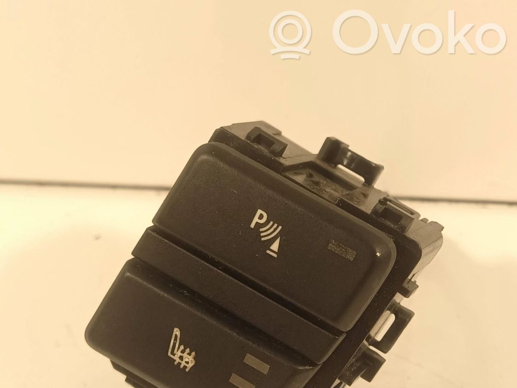 BMW 5 E60 E61 Seat heating switch 