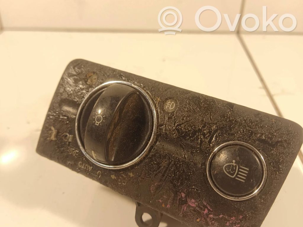 Mercedes-Benz E W211 Interruptor de luz 