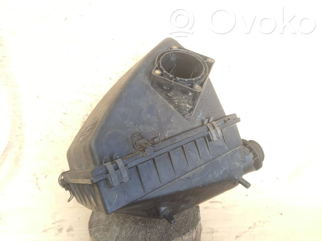 Obudowa filtra powietrza   4A0133837D,059129620,4615285959