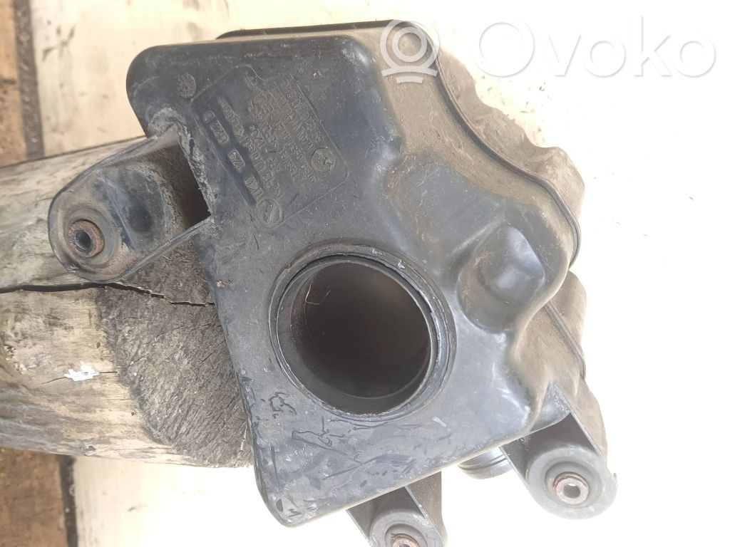 Obudowa filtra powietrza   1K0129622D