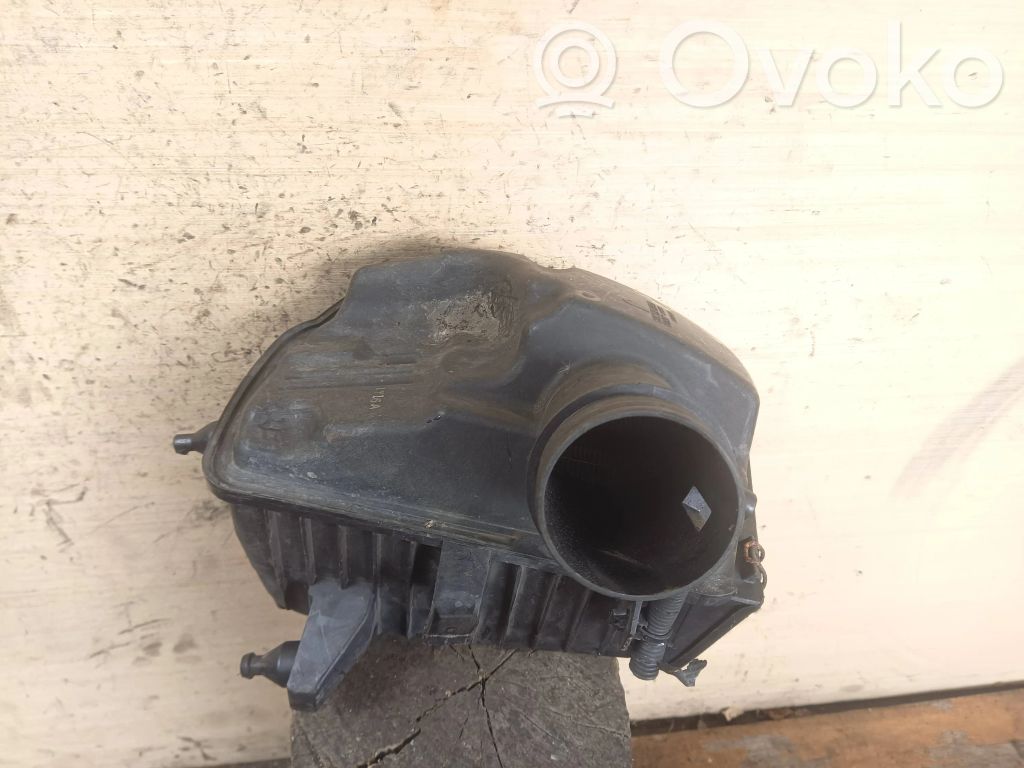 Nissan X-Trail T31 Air filter box 