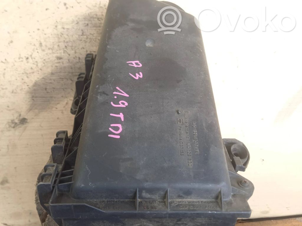 Audi A3 S3 8L Air filter box 