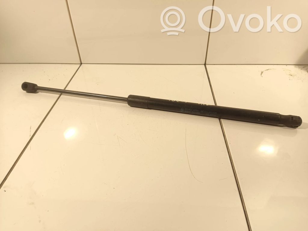 Ford Focus Amortizatorius galinio dangčio 