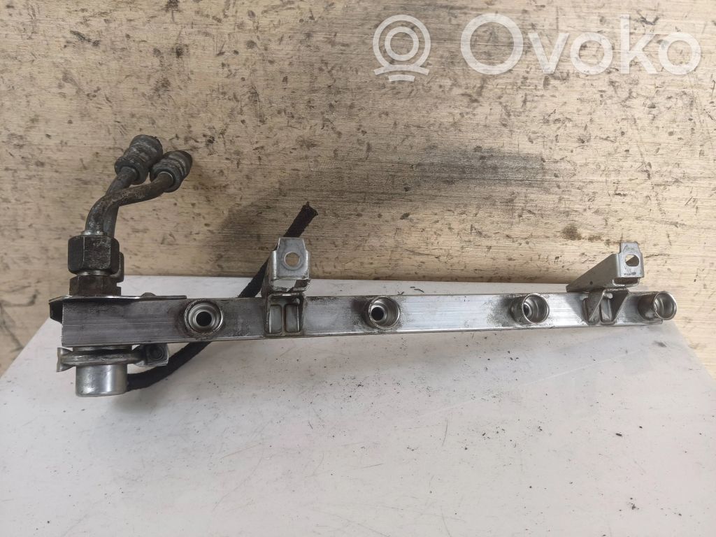 Opel Astra G Polttoainepääputki 